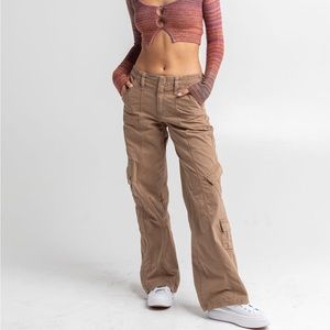 BDG Urban Outfitters Y2K low rise cargo pants